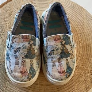 Disney Princess Toms size 7